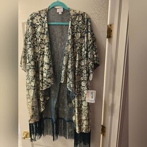Elegant Paisley Fringe Kimono